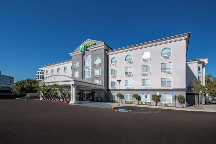 Holiday Inn Express